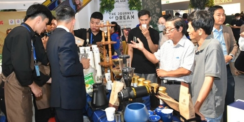 Tăng giá trị cho cà phê Việt