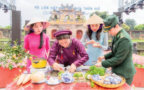 Phụ nữ cùng chung tay gìn giữ giá trị ẩm thực Huế