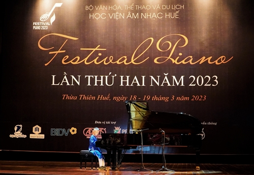 Hơn 200 thí sinh tranh tài Festival Piano