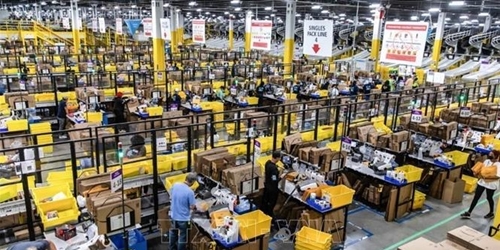 Amazon công bố kế hoạch sa thải thêm 9 000 nhân viên