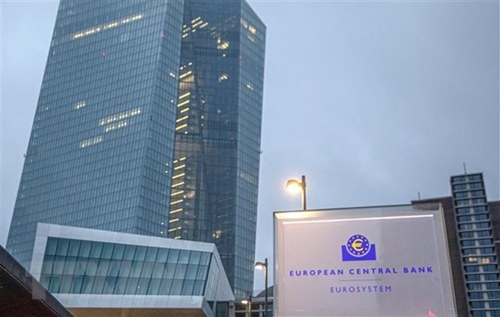 ECB tiết lộ tiến bộ trong nỗ lực chống biến đổi khí hậu