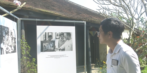 Lần đầu tổ chức triển lãm tranh cá nhân của nhạc sĩ Trịnh Công Sơn