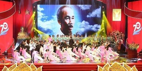 Tổ chức các hoạt động kỷ niệm 75 năm Ngày Chủ tịch Hồ Chí Minh ra Lời kêu gọi thi đua ái quốc