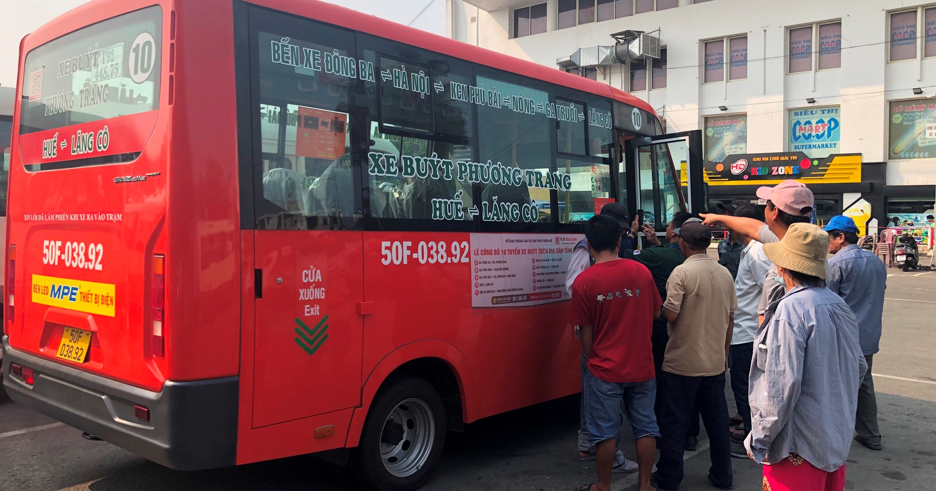 Công ty cổ phần Xe khách Phương Trang đưa 5 tuyến xe buýt mới vào hoạt động