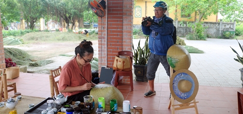 102 tác phẩm được sáng tác tại trại sáng tác “Phong Bình - Miền quê yêu dấu”