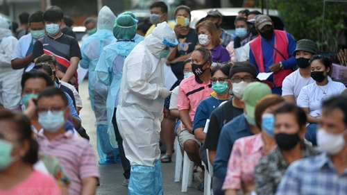 Thái Lan lo ngại số ca nhiễm COVID-19 gia tăng sau kỳ nghỉ lễ dài ngày