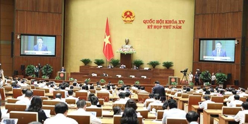 Ngày 25 5, Quốc hội tập trung thảo luận về kết quả thực hiện kinh tế, xã hội