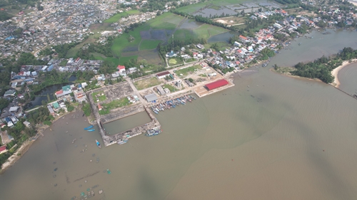 Nhận chìm hơn 480 000 m3 vật chất nạo vét ở vùng biển Lộc Vĩnh