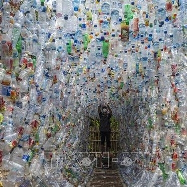 Indonesia lên kế hoạch cấm sử dụng nhựa một lần vào cuối năm 2029