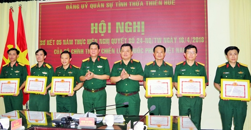 Sơ kết 5 năm thực hiện Nghị quyết 24 của Bộ Chính trị về chiến lược quốc phòng Việt Nam