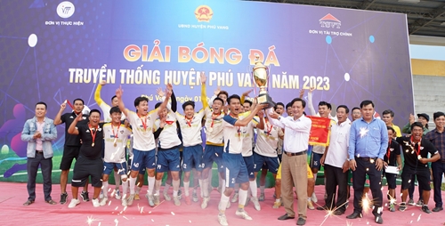 Chung kết Giải bóng đá truyền thống huyện Phú Vang năm 2023