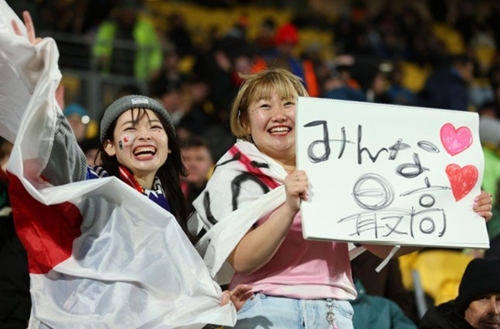 Nhật Bản thắp sáng hy vọng cho bóng đá châu Á