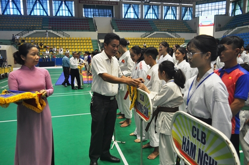 Khởi tranh Giải Karate và Taekwondo trẻ các CLB tỉnh năm 2023