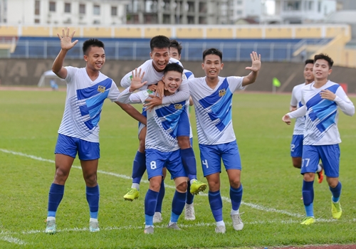CLB Huế cám ơn khán giả nhà bằng trận thắng đậm Bình Thuận 7 - 0