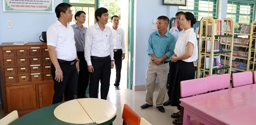 Bí thư Huyện ủy Phú Vang kiểm tra công tác chuẩn bị khai giảng năm học mới 2023-2024