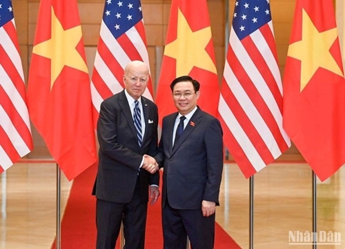 Chủ tịch Quốc hội Vương Đình Huệ hội kiến Tổng thống Hoa Kỳ Joseph R Biden