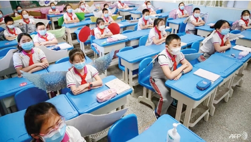 Trung Quốc sẽ phạt nặng các cơ sở dạy thêm không giấy phép