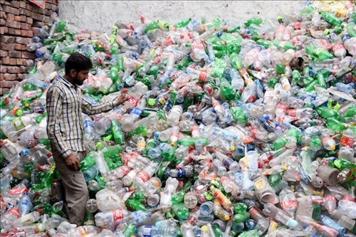 Chỉ tái chế nhựa là chưa đủ