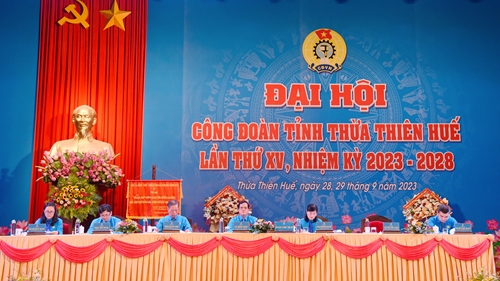 Khai mạc phiên thứ nhất, Đại hội XV Công đoàn tỉnh Thừa Thiên Huế