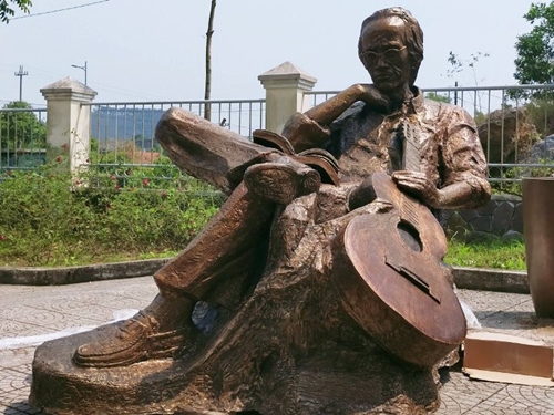 Dự kiến đặt tượng cố nhạc sĩ Trịnh Công Sơn vào tháng 11