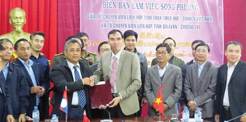 Đậm nghĩa tình gắn bó Việt Nam - Lào