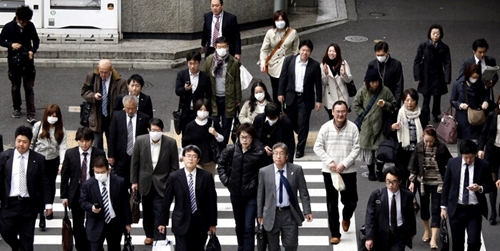 Nhật Bản xem xét nới lỏng điều kiện cư trú cho doanh nhân nước ngoài