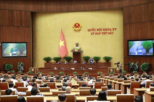 Ngày 31 10, Quốc hội thảo luận ở hội trường về phát triển kinh tế - xã hội