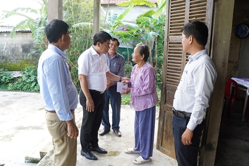 Bí thư Huyện uỷ Phú Vang đã làm việc với 80 thôn, tổ dân phố