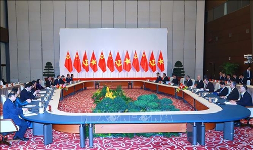 Thường trực Ban Bí thư Trương Thị Mai hội đàm với Chánh Văn phòng Trung ương Đảng Cộng sản Trung Quốc
