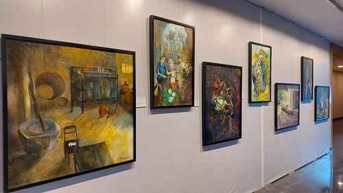 Họa sĩ Đặng Mậu Tựu triển lãm tranh về quê hương Bình Định