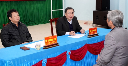 Bí thư Tỉnh ủy Lê Trường Lưu tiếp công dân định kỳ tại xã Phong An