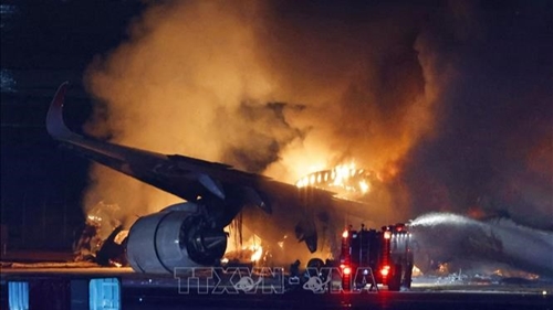 Nhật Bản sẽ điều tra nguyên nhân vụ va chạm hai máy bay, bao gồm cả về an toàn đường băng