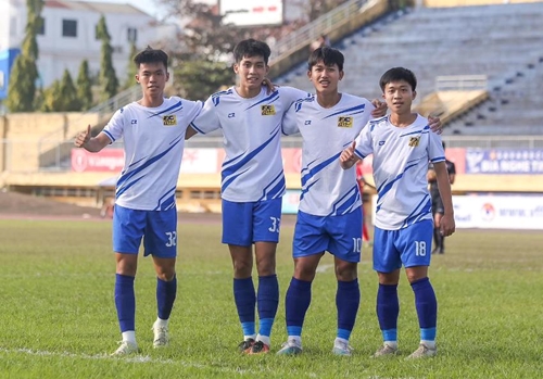 Thêm trận thắng đậm, U19 Huế quyết tranh ngôi nhì bảng với SHB Đà Nẵng