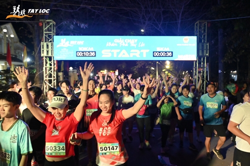 Gần 1 500 vận động viên tranh tài giải chạy Tây Lộc
