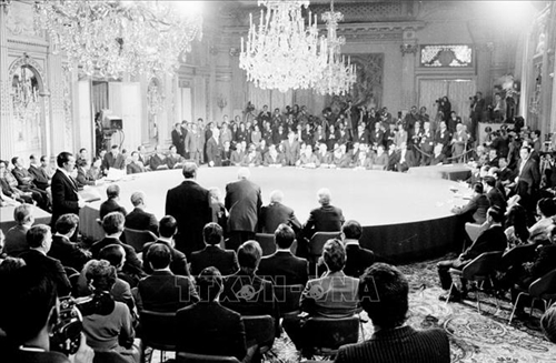 Hiệp định Paris Cánh cửa đến hòa bình và bài học bảo vệ Tổ quốc từ sớm, từ xa