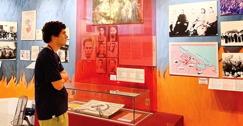 Bảo tàng Hồ Chí Minh Gần công chúng hơn với Museum shop