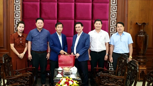 Chủ tịch UBND tỉnh Nguyễn Văn Phương chúc tết thị xã Hương Thuỷ và huyện Phú Vang