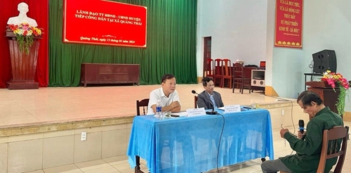 Thường trực HĐND, UBND huyện Quảng Điền tiếp công dân xã Quảng Thái