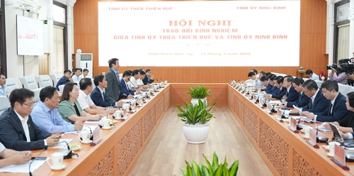 Thừa Thiên Huế và Ninh Bình trao đổi kinh nghiệm trong xây dựng thành phố trực thuộc Trung ương