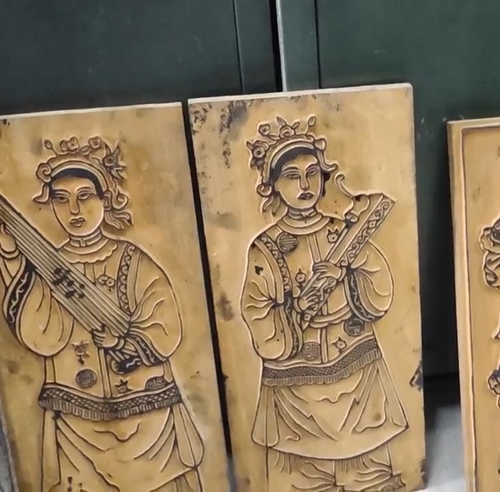 Một đối tượng trộm nhiều mộc bản khắc tranh đã bị Công an TP Huế bắt giữ
