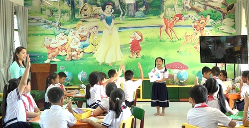 Phú Lộc Tập trung nguồn lực giảm nghèo và xây dựng trường đạt chuẩn quốc gia