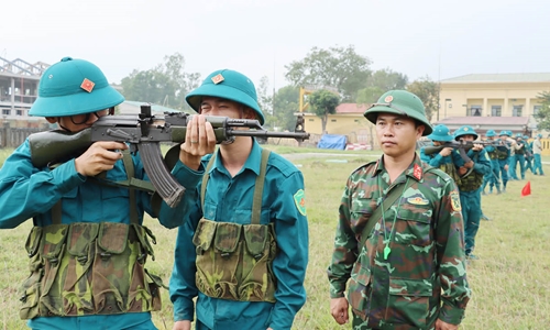Nâng chất lượng huấn luyện dân quân tự vệ