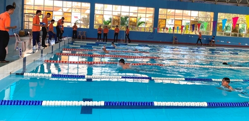 Gần 370 VĐV thi đấu môn bơi tại Hội khỏe Phù Đổng cấp tỉnh