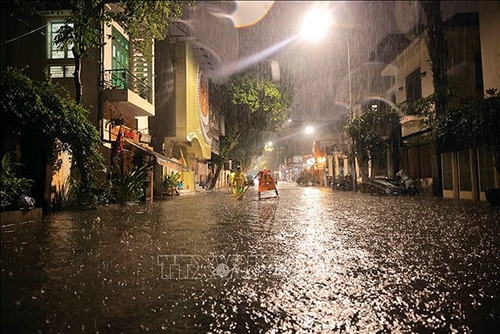 Thời tiết ngày 13 5 Bắc Bộ, Thanh Hóa đến Thừa Thiên Huế có mưa dông