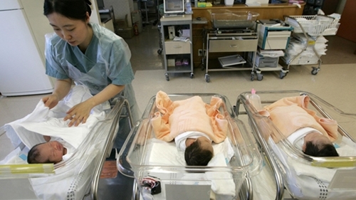 Triển khai thêm nhiều nhân viên y tế sẽ tăng tỷ lệ đăng ký khai sinh