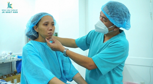Bệnh viện JK Nhật Hàn Khởi động mùa 8 tạo hình mũi môi cho người dị tật