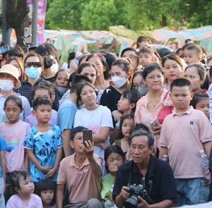101 000 lượt khách đến Cố đô dịp Festival Huế