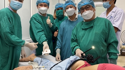 Transferring endoscopic intervention technique to hospitals in Ha Tinh