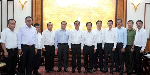 Thua Thien Hue strengthens cooperation with Se Kong province Laos