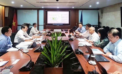 Provincial leaders work with the Asian Development Bank ADB